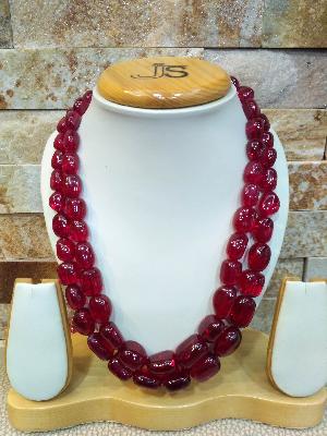 Red Plain Tumble Beads
